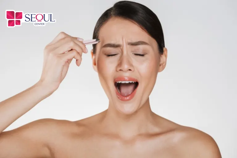 Nhổ lông mày sai cách có thể gây ảnh hưởng đến da và thẩm mỹ
