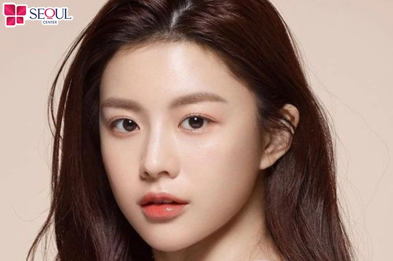 Phun mí eyeliner hoàn toàn an toàn nếu được thực hiện tại địa chỉ uy tín và thực hiện chuẩn quy trình y khoa