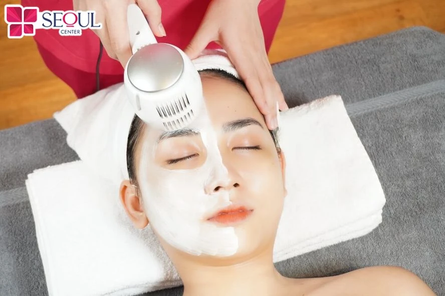 Ủ trắng Nano sử dụng tinh chất giàu vitamin và chiết xuất thiên nhiên an toàn giúp cải thiện tông da hiệu quả