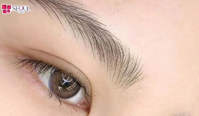 Công nghệ điêu khắc chân mày hiện đại giúp cải thiện khuyết điểm sợi lông mày bị thưa.