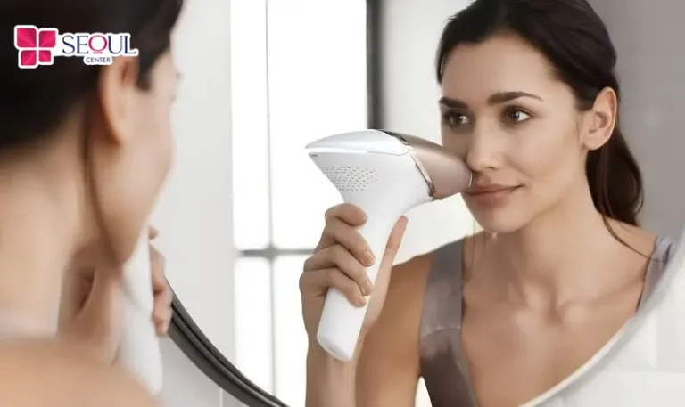 Máy triệt lông cầm tay nhỏ gọn, tiện lợi, giúp người dùng dễ dàng triệt lông tại nhà hoặc mang theo khi di chuyển.