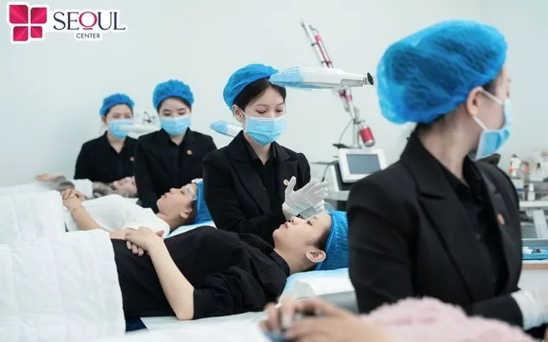Phun môi đảm bảo an toàn khi thực hiện tại cơ sở uy tín
