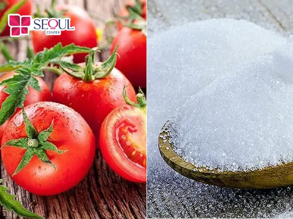 Tắm trắng bằng muối và cà chua giúp tẩy tế bào chết vượt trội, kể cả vừng da thâm sạm lâu