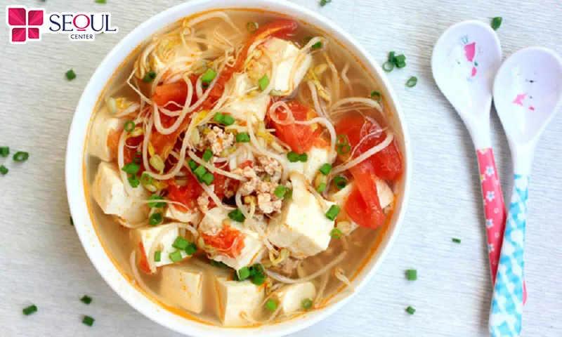 Canh giá đỗ thịt băm giàu dinh dưỡng vừa tốt cho môi vừa tốt cho sức khỏe