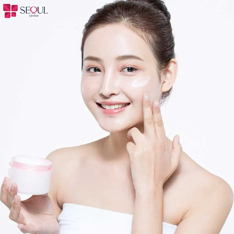 Sau khi sử dụng dịch vụ AI Renew - Mela sáng da bạn nên dưỡng ẩm cho da đều đặn