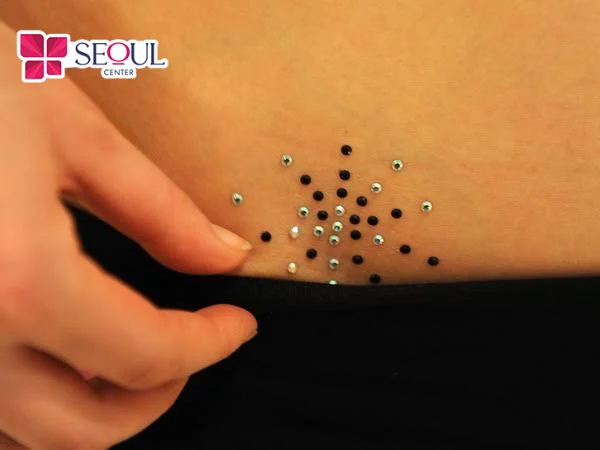 Vùng kín trở nên độc đáo, thu hút đối phương với tạo kiểu Vajazzle