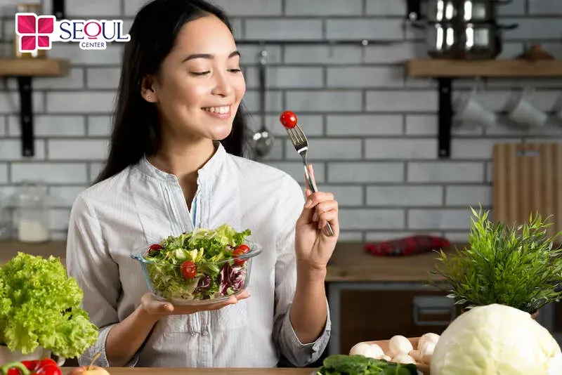 Nên chăm sóc vết thương sau nâng mũi để nhanh chóng được tháo nẹp