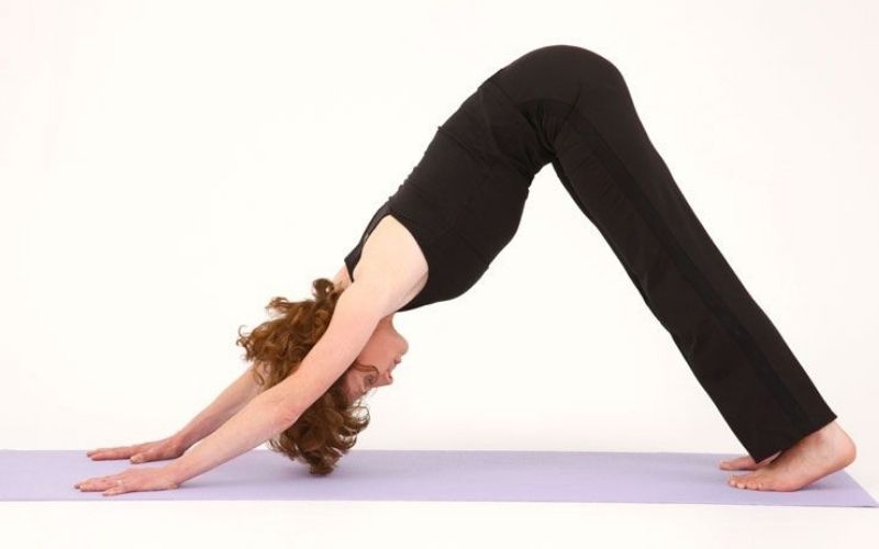 Bài tập yoga cho tinh thần sảng khoái, bắp tay thon gọn