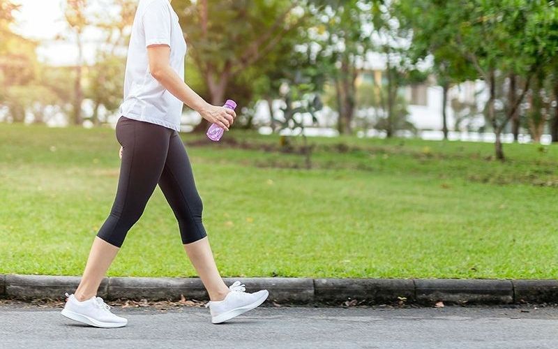 Đi bộ đúng cách cải thiện bắp chân to đáng kể - Cách làm bắp chân nhỏ lại nhanh nhất