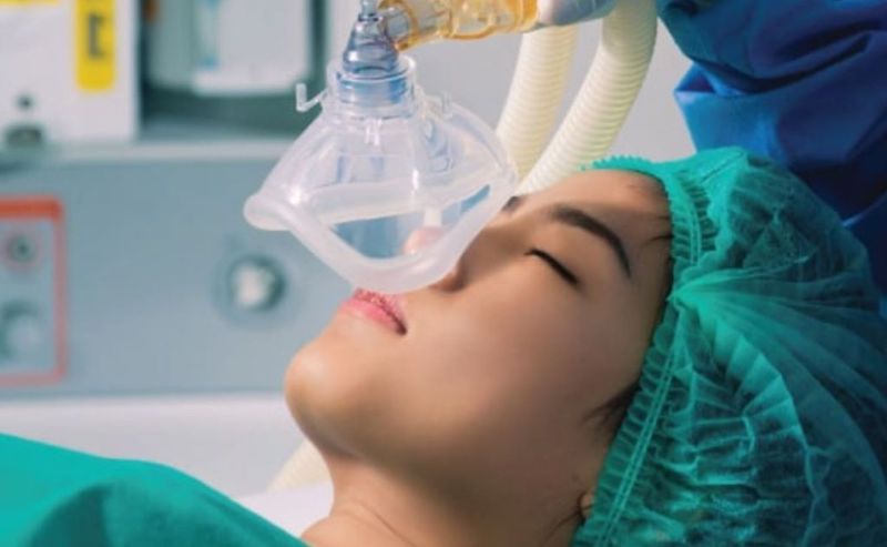 Quá trình hút mỡ sẽ được gây mê để đảm bảo an toàn.