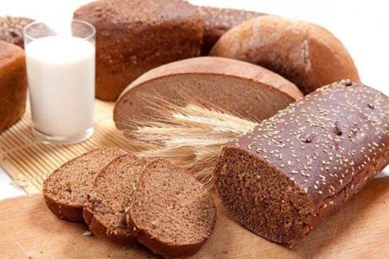 Bữa sáng với bánh mì gạo lứt nhiều dưỡng chất cho cơ thể
