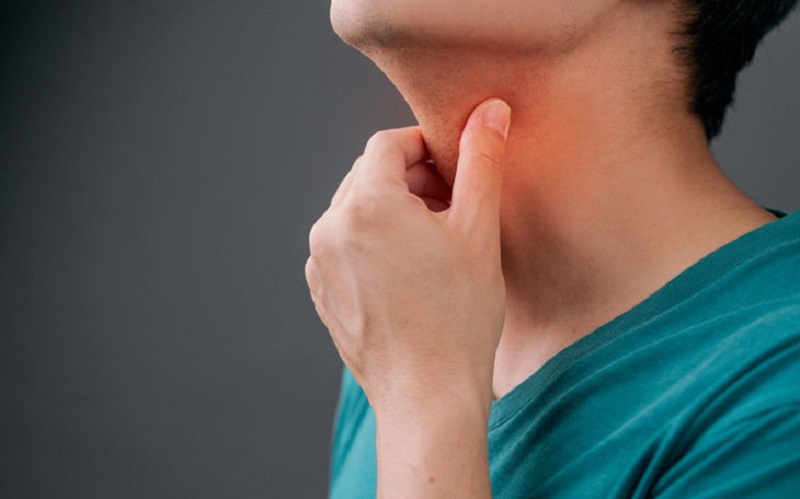 Bạn có thể nhận thấy đau họng sau ca phẫu thuật có dùng thuốc mê