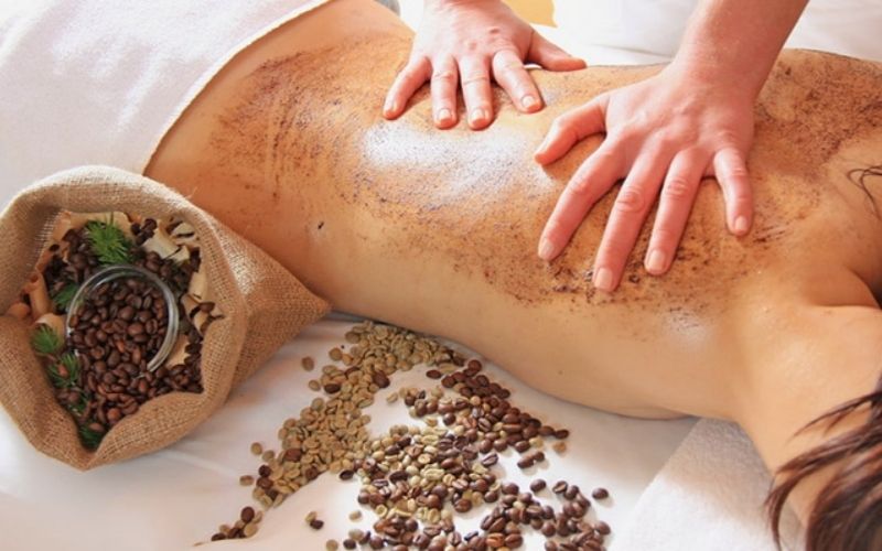 Tẩy tế bào chết, làm trắng làn da bằng cà phê