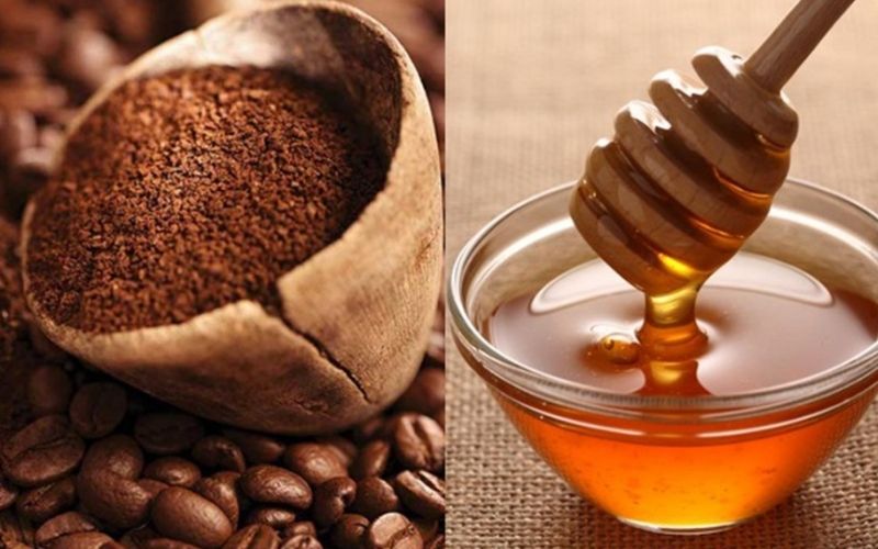 Cà phê với mật ong giúp tẩy da chết, dưỡng sáng mịn da