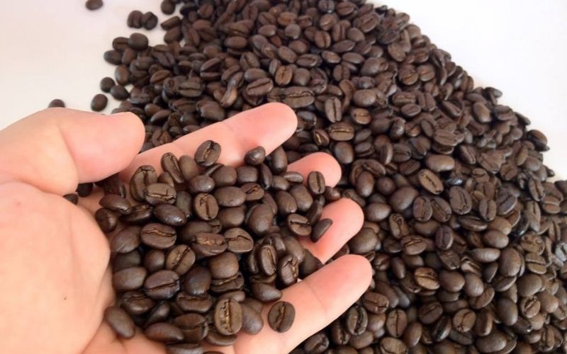 Nên lựa chọn cà phê nguyên chất làm đẹp và kiên trì áp dụng sẽ cho hiệu quả