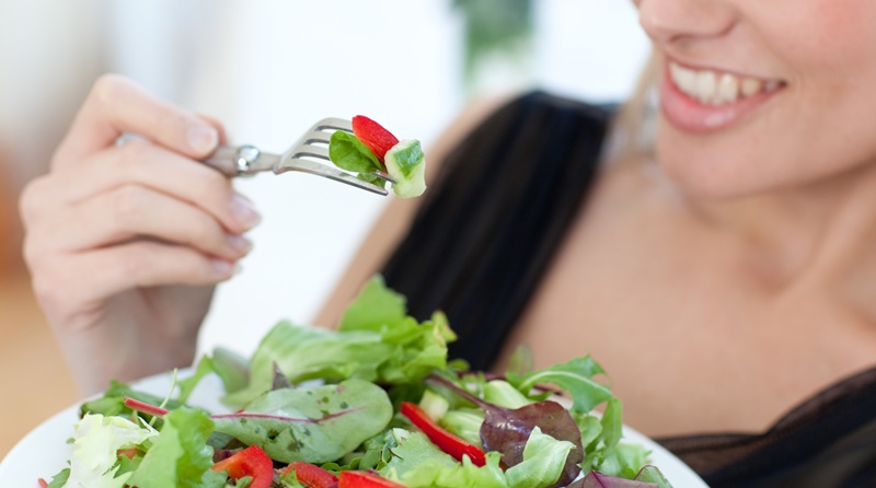 Các dưỡng chất từ thực phẩm giúp chăm sóc làn da khỏe mạnh