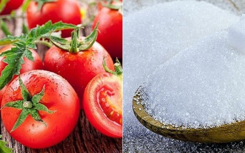 Tẩy tế bào chết hiệu quả bằng cà chua với đường