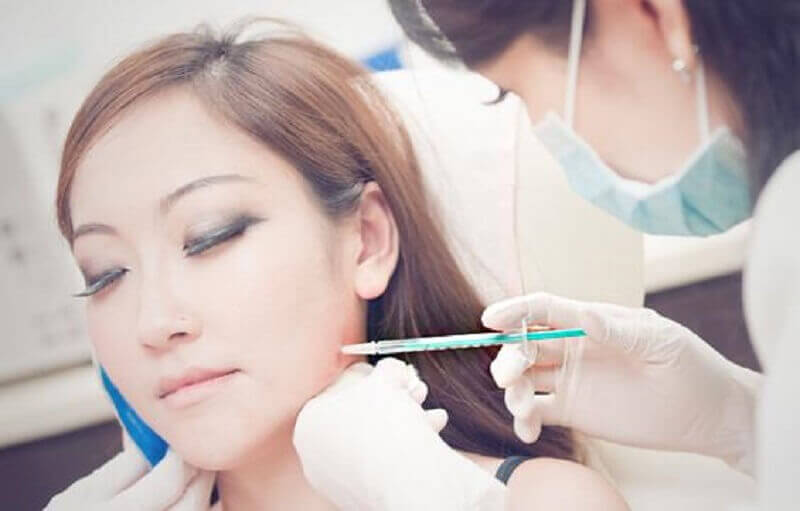 Thực hiện tiêm filler bởi các bác sĩ có tay nghề thường sẽ có chi phí cao hơn so với thông thường