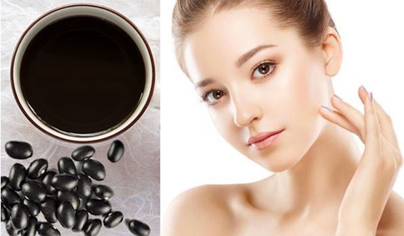Uống nước đậu đen sẽ giúp hỗ trợ trong việc trị mụn hiệu quả
