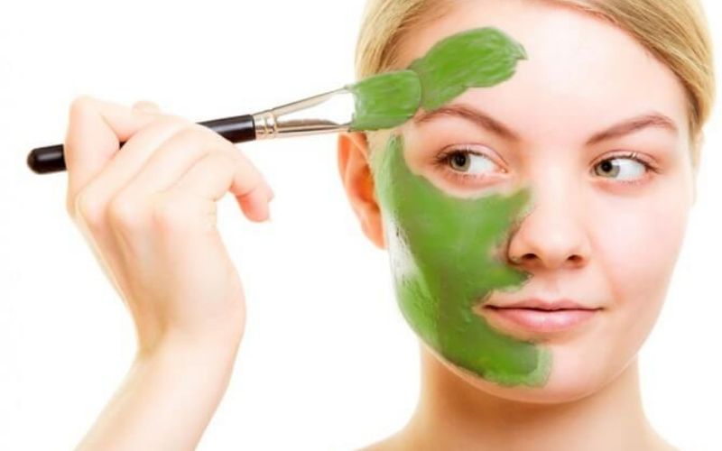 Đắp mặt nạ bằng vỏ bưởi với các nguyên liệu thiên nhiên dưỡng trắng
