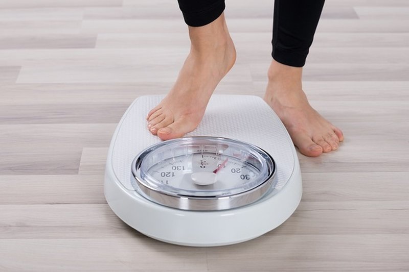 Ngoài cân nặng, bạn nên tham khảo thêm những chỉ số khác