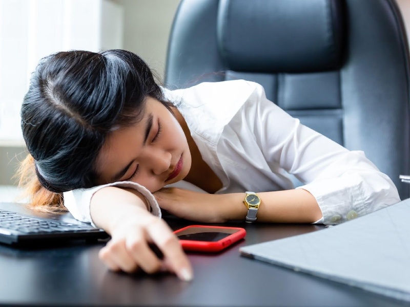 Không nên tạo áp lực cho cơ mặt trong những giờ đầu sau điều trị