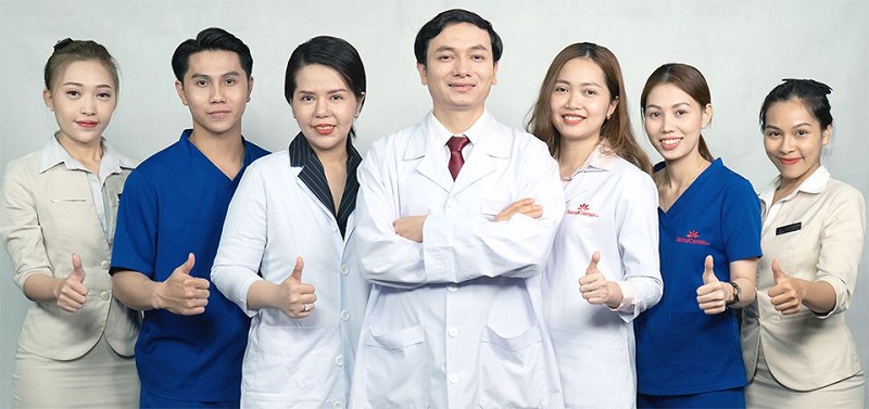 Đội ngũ bác sĩ thẩm mỹ có trình độ chuyên môn giỏi, tay nghề thành tạo, kinh nghiệm lâu năm
