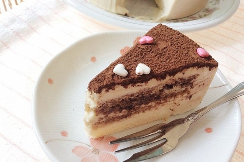 Top 20+ Bánh Kem Sinh Nhật Bao Nhiêu Calo Bánh kem bao nhiêu calo? Ăn bánh kem có tăng cân không? 32 100 gram bánh tiramisu chứa khoảng 150-250 calo