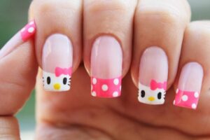 17 mẫu nail hoạt hình đơn giản và dễ thương nhất cho nàng 37 Mẫu nail hoạt hình Heo Peppa xinh xắn