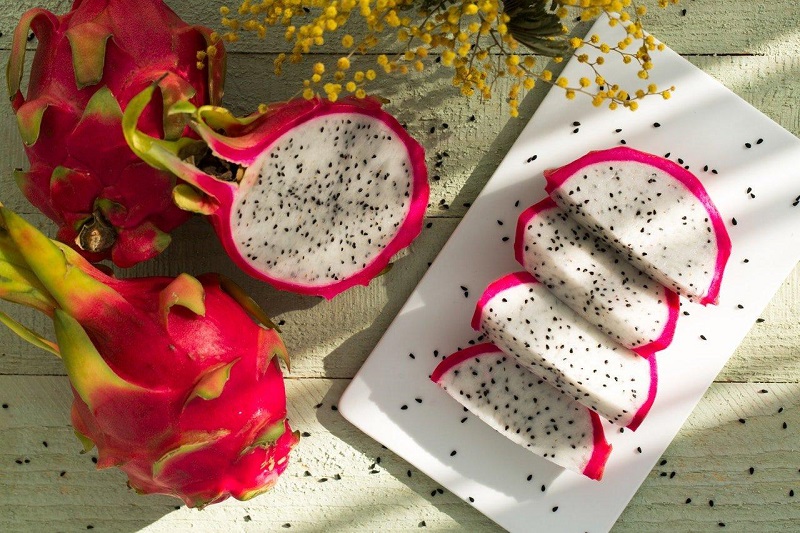 Top 20+ Thanh Long Ruột Đỏ Bao Nhiêu Calo 1 Quả thanh long bao nhiêu calo? Ăn thanh long có béo không? 29 Khi da bị cháy nắng, hãy dùng thanh long kết hợp mật ong để đắp lên da