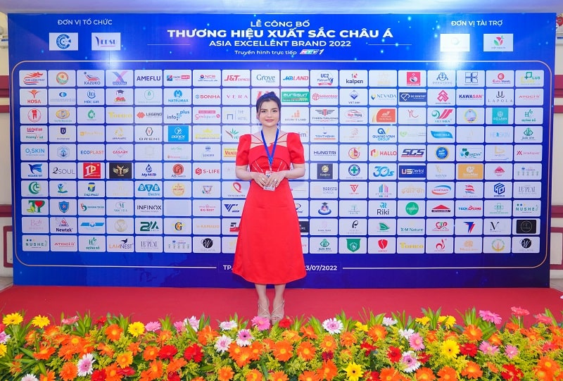 Bà Huỳnh Thị Như Lam tham dự Lễ công bố Thương hiệu xuất sắc Châu Á 2022