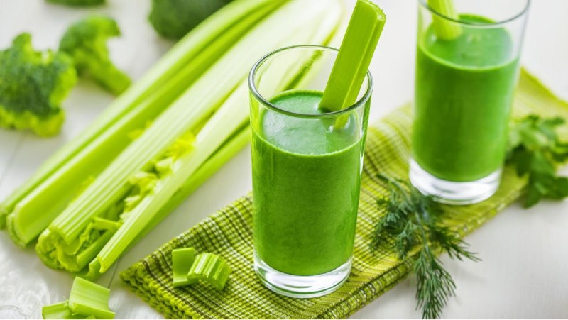 Bạn không nên sử dụng trà cần tây