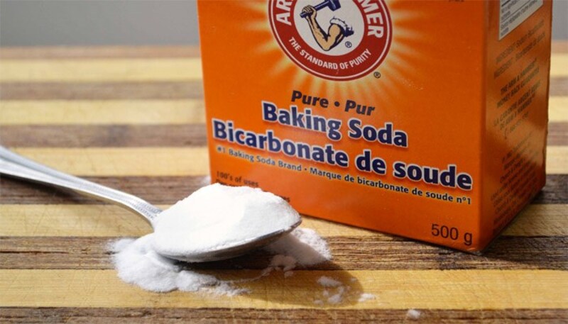 Baking soda có tác dụng trong việc điều trị mụn ở lưỡi đồng thời giúp răng trắng sáng