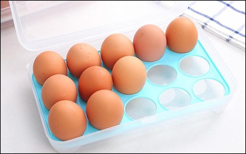 Dùng trứng gà có thể làm giảm vết bầm tím nhanh chóng