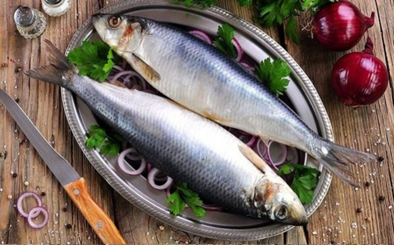 Phái đẹp nên bổ sung các loại cá giàu omega-3 và chất béo