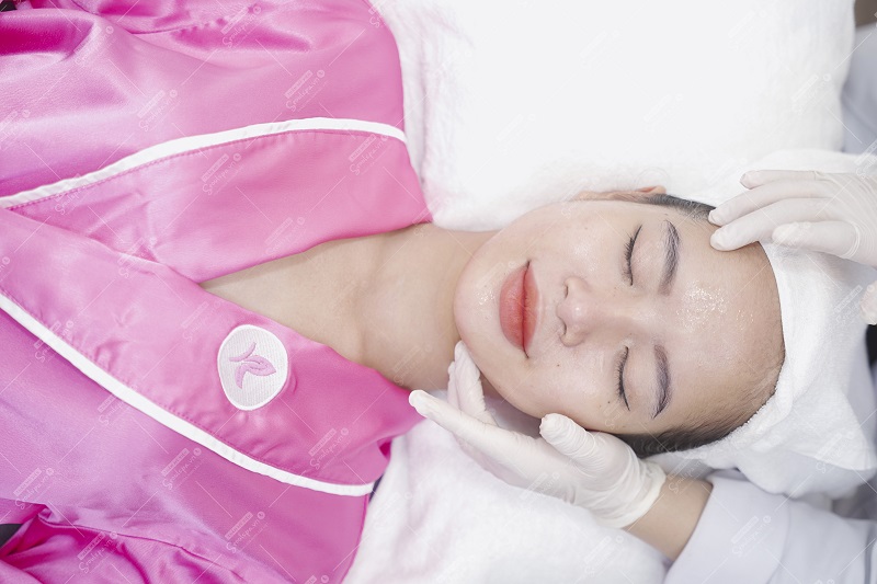 Khách hàng sở hữu làn da chuẩn đẹp sau khi lựa chọn SeoulSpa.Vn