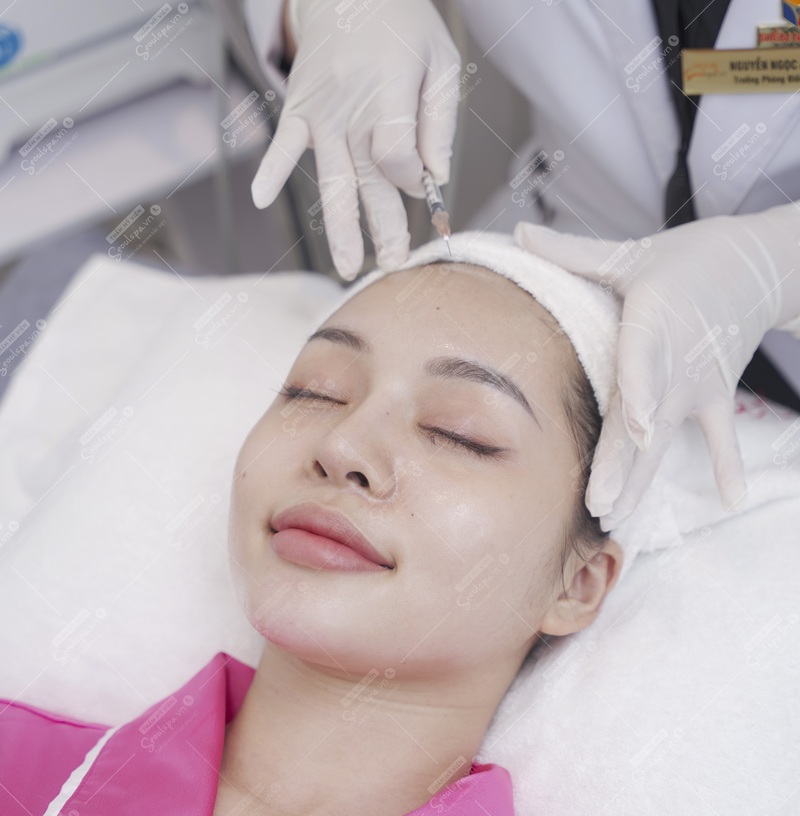 Đội ngũ bác sĩ, kỹ thuật viên có trình độ chuyên môn cao tại TMV SeoulSpa.Vn