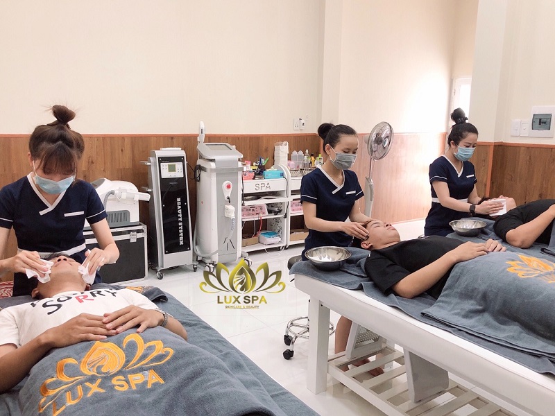 Top 20+ Thẩm Mỹ Viện Kim Chi Bình Dương TOP 10 Spa - Thẩm mỹ viện phái đẹp nên biết tại Bình Dương 75 Chuyên viên Lux Spa được đào tạo bài bản và đã thực hiện thành công hàng trăm ca điều trị