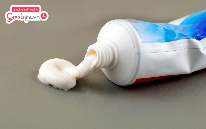 Triệt lông bằng kem đánh răng là phương pháp giúp loại bỏ lông tơ mọc ở ngón tay hiệu quả