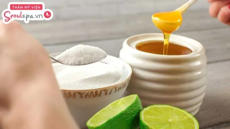 Kết hợp mật ong, đường và nước cốt chanh được cho là cách triệt lông chân vĩnh viễn tại nhà cho nữ hiệu quả