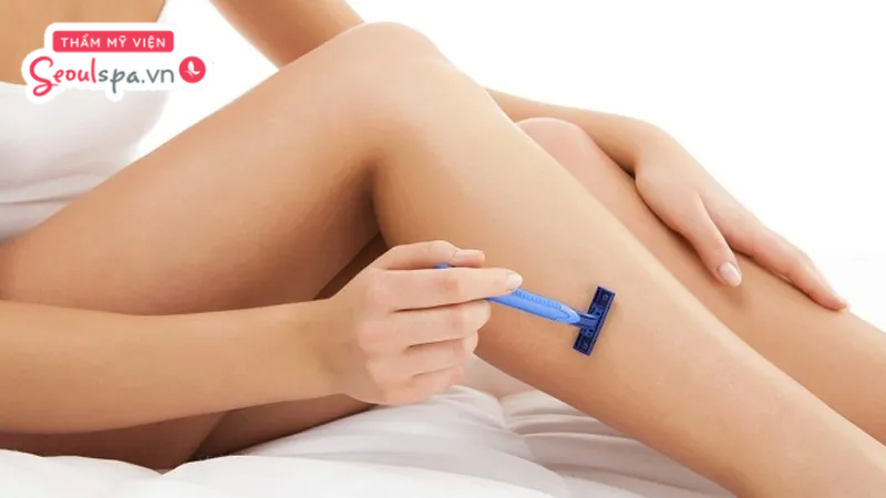 Da có thể bị tổn thương nặng nếu cạo lông chân không đúng cách hoặc dùng dao cạo cũ