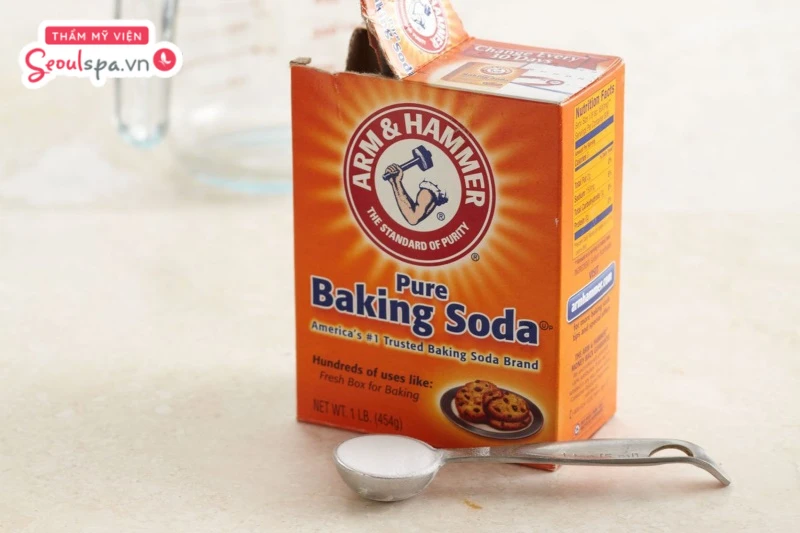Sử dụng bột baking soda đúng cách không chỉ giúp khử mùi hôi vùng nách mà còn ngăn ngừa nguy cơ sần sùi hiệu quả