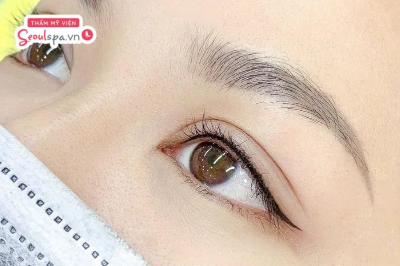 Phun mí mắt là giải pháp tăng cường tính thẩm mỹ tự nhiên cho đôi mắt và hỗ trợ cải thiện tình trạng mí mắt bị sụp