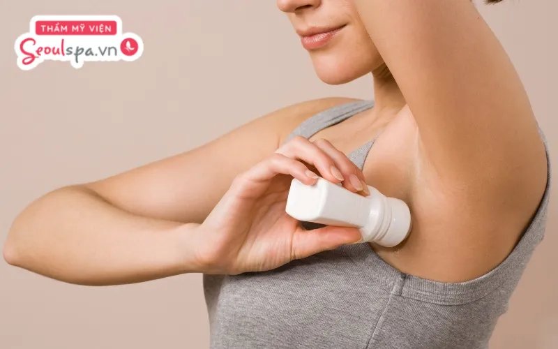 Không sử dụng lăn khử mùi trong tối thiểu 48 giờ đầu khi da đang nhạy cảm sau khi triệt lông để hạn chế kích ứng