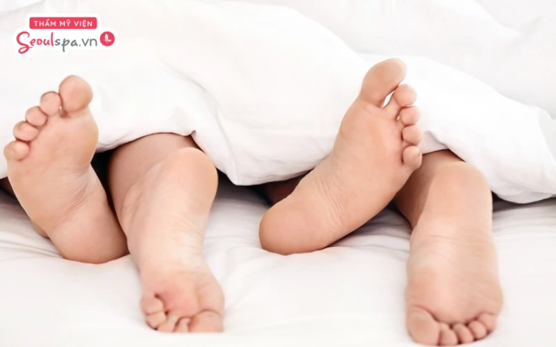 Không quan hệ sau khi triệt lông, đặc biệt là triệt lông vùng kín vì dễ tiềm ẩn nguy cơ tổn thương và kích ứng