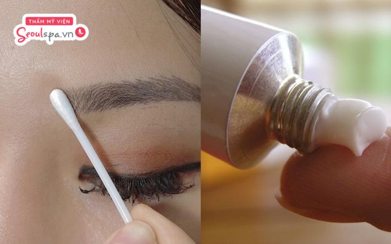 Tuân thủ các bước vệ sinh và thoa thuốc mỡ chân mày sau xăm đúng cách để ngăn ngừa nguy cơ viêm nhiễm hiệu quả