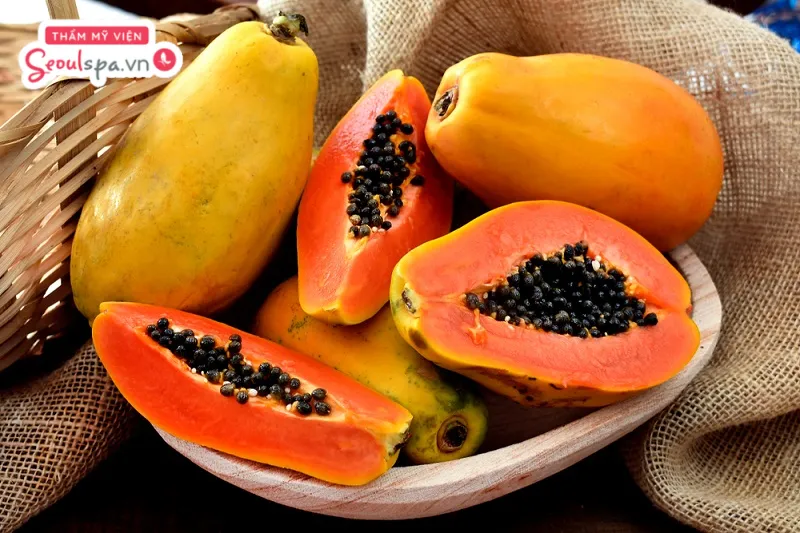 Đu đủ chứa nhiều hoạt chất làm giảm tình trạng lông rậm và đen