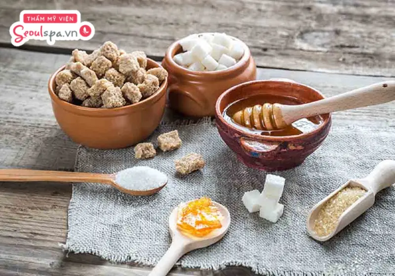 Mật ong kết hợp với đường tạo công thức wax nách an toàn, hiệu quả