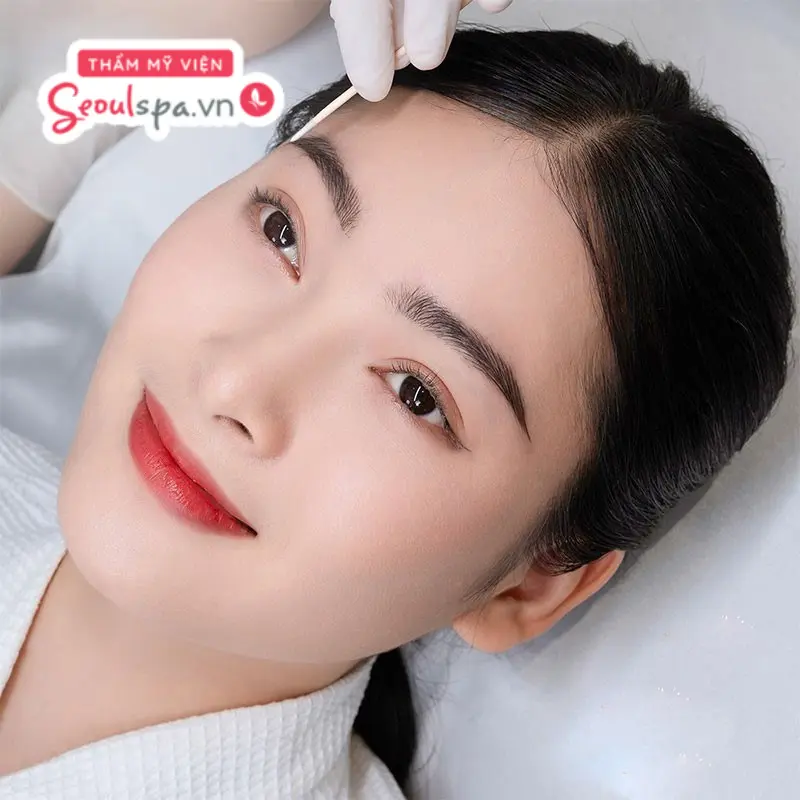 Có thể cân nhắc thực hiện chỉnh sửa chân mày chữ bát nếu cảm thấy dáng mày này ảnh hưởng nhiều đến tính thẩm mỹ khuôn mặt