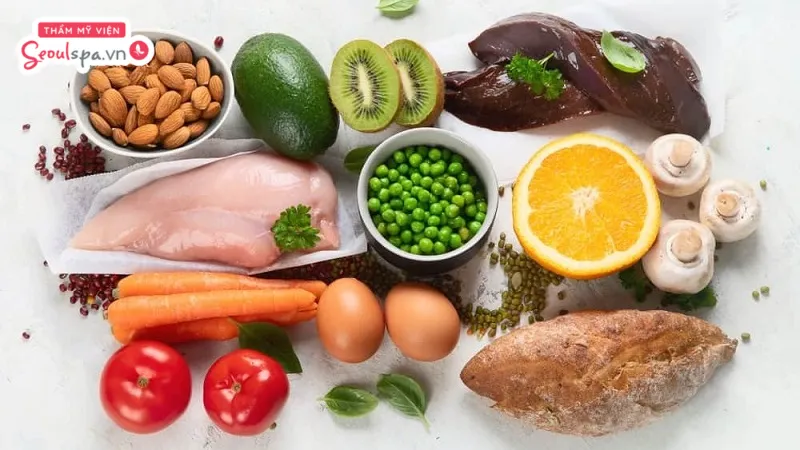 Bổ sung những thực phẩm chứa các thành phần kể trên để lông mũi dần đen trở lại